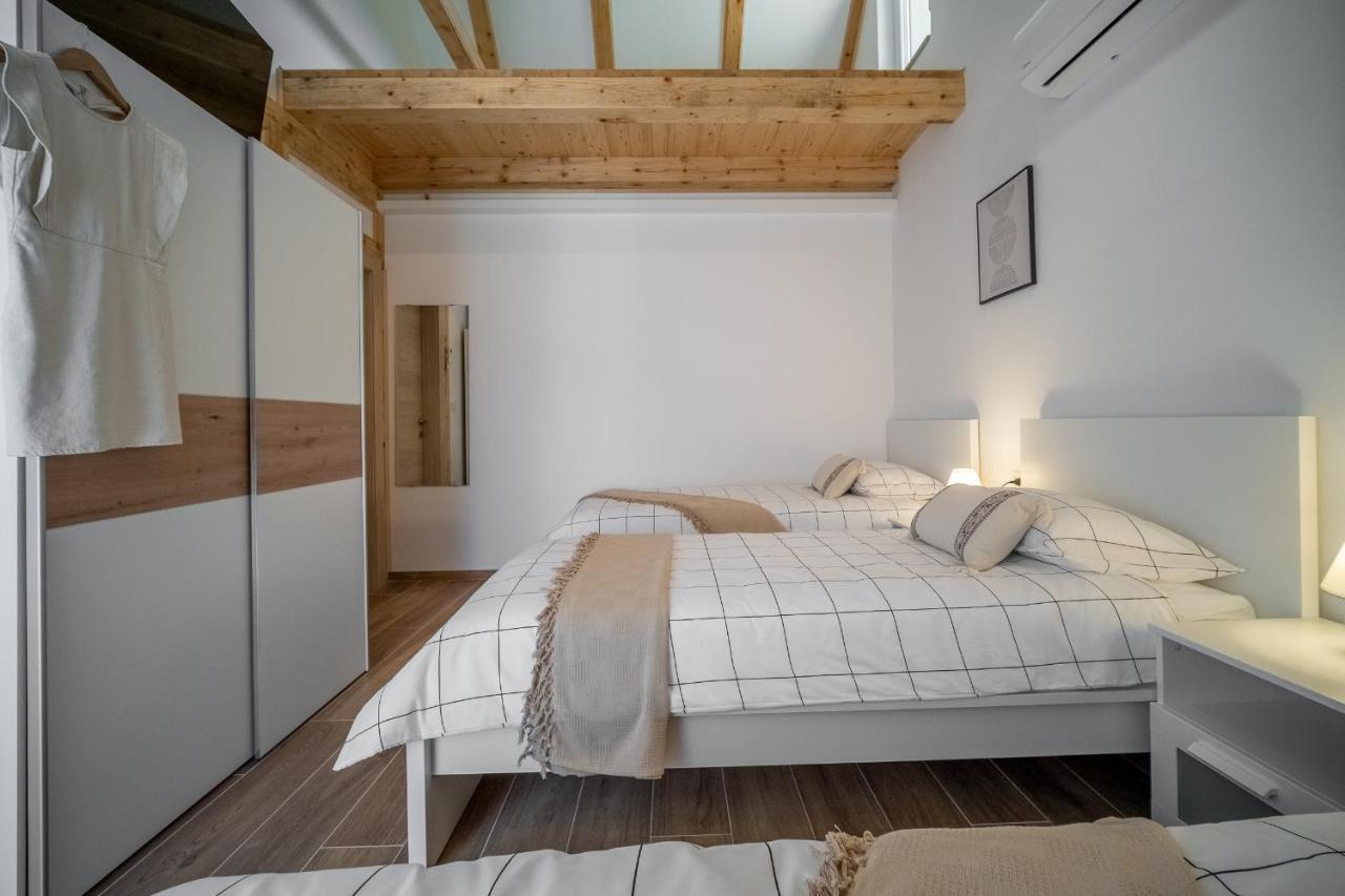 Villa Nesa - Beautiful Guest House At Continental Croatia With Outdoor Swimming Pool, Sauna And 3 Bedrooms Plaški Buitenkant foto